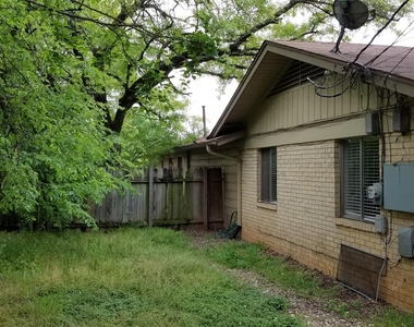 2114 Ann Arbor Ave - Photo Thumbnail 11