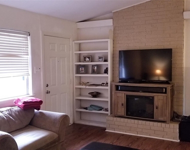 2114 Ann Arbor Ave - Photo Thumbnail 2