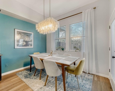 1009 Taulbee Ln - Photo Thumbnail 3