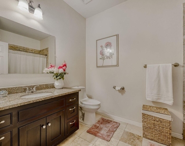 1009 Taulbee Ln - Photo Thumbnail 13