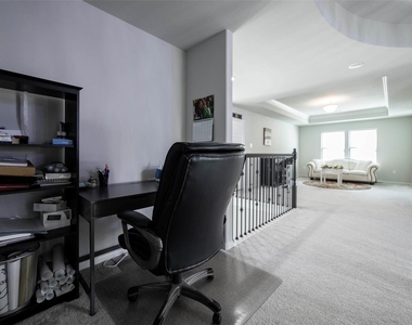 17821 Limestone Spring Ln - Photo Thumbnail 28