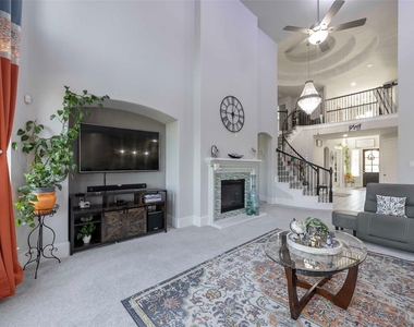17821 Limestone Spring Ln - Photo Thumbnail 9