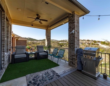 17821 Limestone Spring Ln - Photo Thumbnail 3