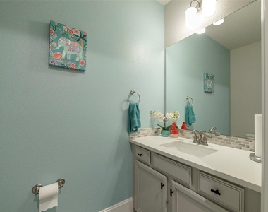17821 Limestone Spring Ln - Photo Thumbnail 22