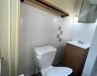 453 W Gay Street - Photo Thumbnail 11