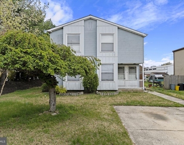 8 Fanelli Lane - Photo Thumbnail 1