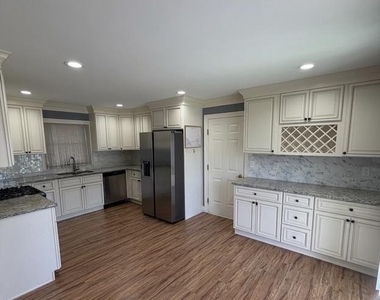 34 Hopkins Lane - Photo Thumbnail 3