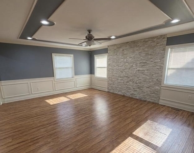 34 Hopkins Lane - Photo Thumbnail 6