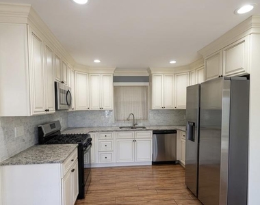 34 Hopkins Lane - Photo Thumbnail 2