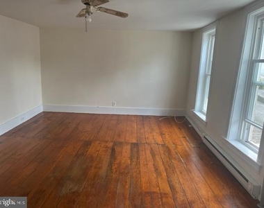 105 Cumberland Street - Photo Thumbnail 7