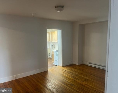105 Cumberland Street - Photo Thumbnail 5