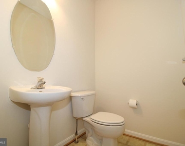 12916 Yellow Jacket Road - Photo Thumbnail 6