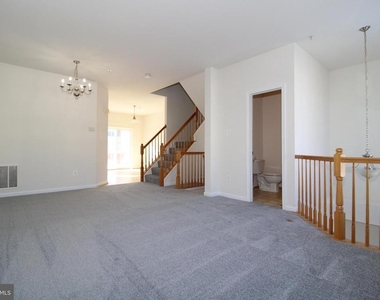 12916 Yellow Jacket Road - Photo Thumbnail 5