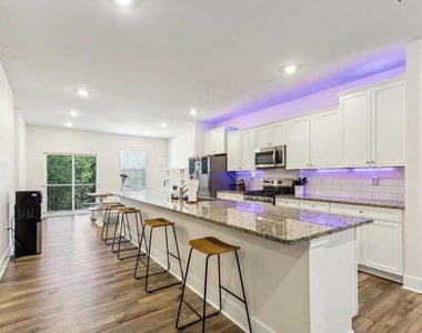 45455 Concord Way - Photo Thumbnail 8
