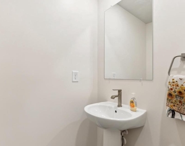 45455 Concord Way - Photo Thumbnail 12