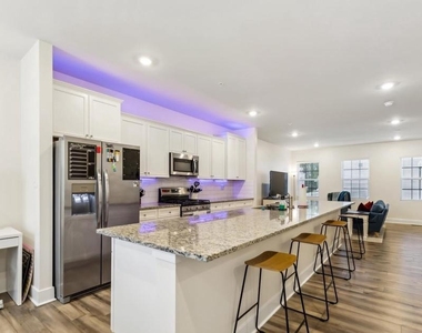 45455 Concord Way - Photo Thumbnail 7