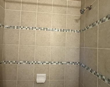 8703 34th Avenue - Photo Thumbnail 16