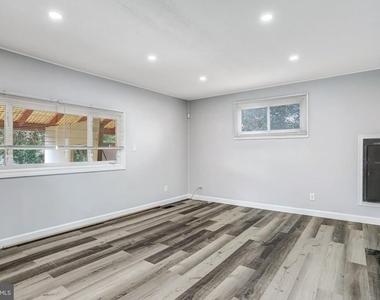 6226 20th Avenue - Photo Thumbnail 16