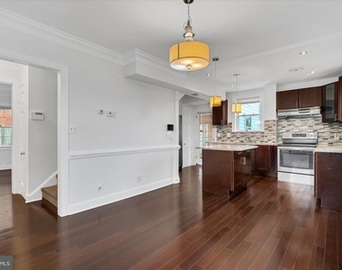 1002 Chillum Road - Photo Thumbnail 11
