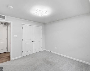 10501 John Glenn Street - Photo Thumbnail 22