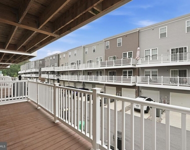 10501 John Glenn Street - Photo Thumbnail 35