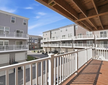 10501 John Glenn Street - Photo Thumbnail 22