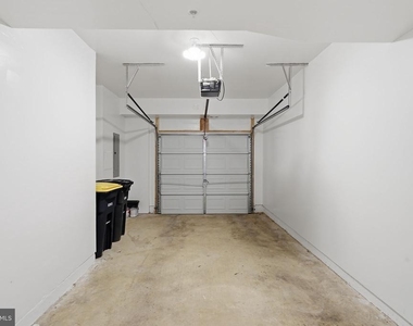 10501 John Glenn Street - Photo Thumbnail 33