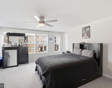10501 John Glenn Street - Photo Thumbnail 15