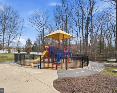 10501 John Glenn Street - Photo Thumbnail 24