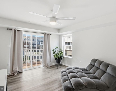 10501 John Glenn Street - Photo Thumbnail 16