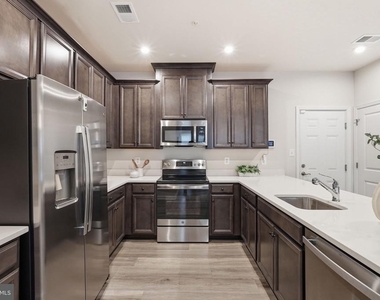 10501 John Glenn Street - Photo Thumbnail 11