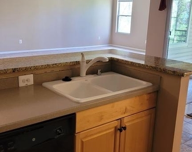 40 Hearthstone Court - Photo Thumbnail 8