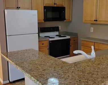 40 Hearthstone Court - Photo Thumbnail 7