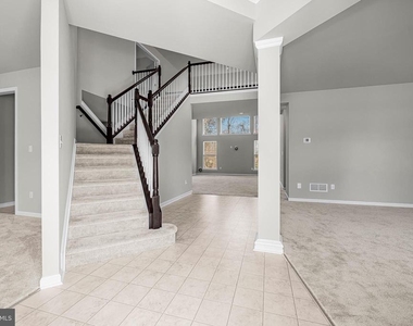243 Wavyleaf Drive - Photo Thumbnail 3