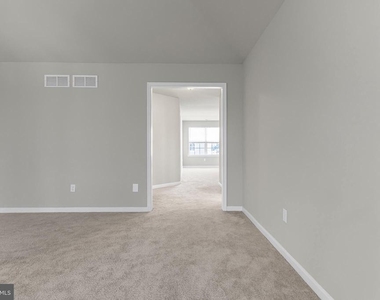 243 Wavyleaf Drive - Photo Thumbnail 24