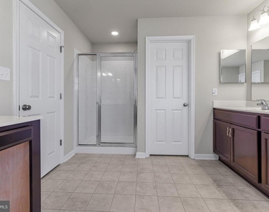 243 Wavyleaf Drive - Photo Thumbnail 29