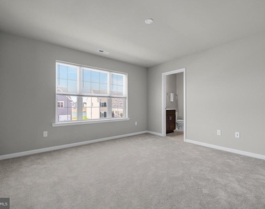243 Wavyleaf Drive - Photo Thumbnail 20