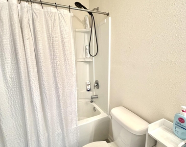 845 Observatory Parkway - Photo Thumbnail 21