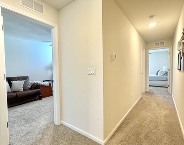 845 Observatory Parkway - Photo Thumbnail 10