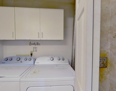 2530 Whispering Woods Boulevard - Photo Thumbnail 22