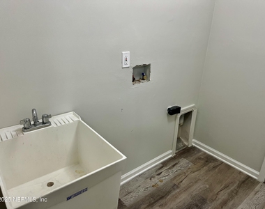 12260 Salvia Court - Photo Thumbnail 25