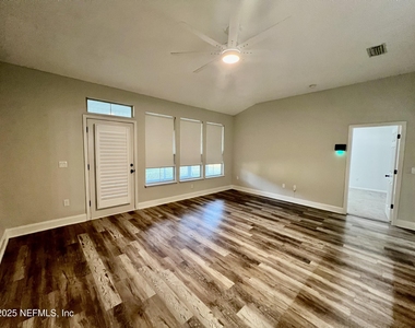 12260 Salvia Court - Photo Thumbnail 14