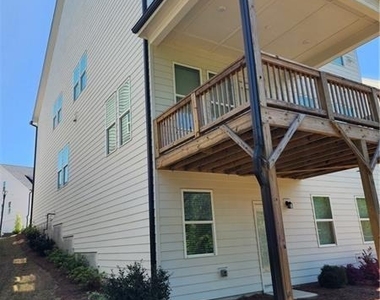 1241 Westshore Drive - Photo Thumbnail 16
