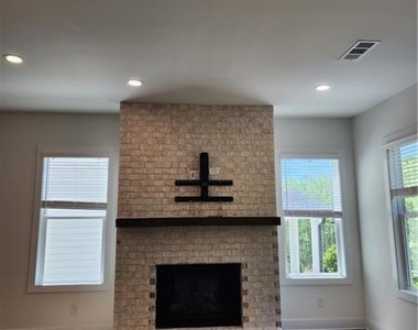 1241 Westshore Drive - Photo Thumbnail 8