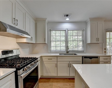 6535 Ganton Drive - Photo Thumbnail 17