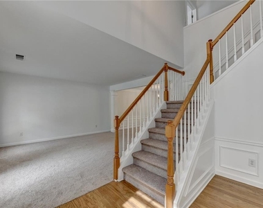6535 Ganton Drive - Photo Thumbnail 5