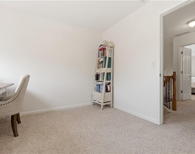 4953 Colchester Court Se - Photo Thumbnail 19