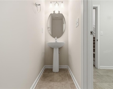 4953 Colchester Court Se - Photo Thumbnail 49
