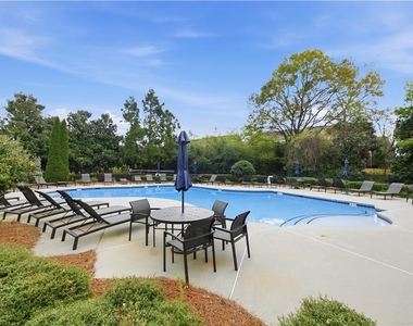 4953 Colchester Court Se - Photo Thumbnail 57