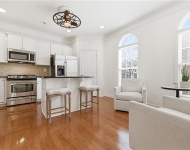4953 Colchester Court Se - Photo Thumbnail 23
